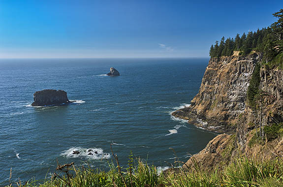 OR: North Coast Region, Tillamook County, Pacific Coast, Cape Meares, Dramatic cliffs encircle Cape Meares [Ask for #278.509.]